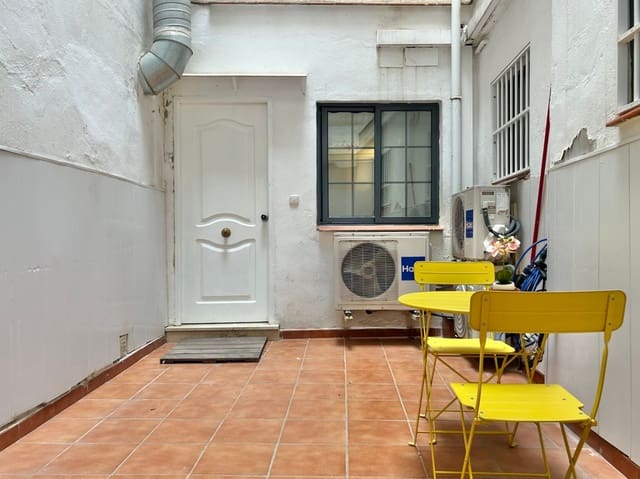 Apartamento de 2 habitaciones en Centro Historico, Málaga ciudad en venta - 349.900 € (Ref: 9715403)