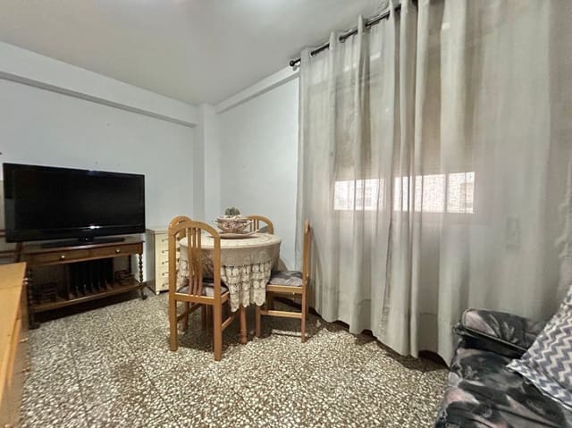 3 bedroom Apartment for sale in Suarez, Málaga city - € 243,000 (Ref: 9715404)