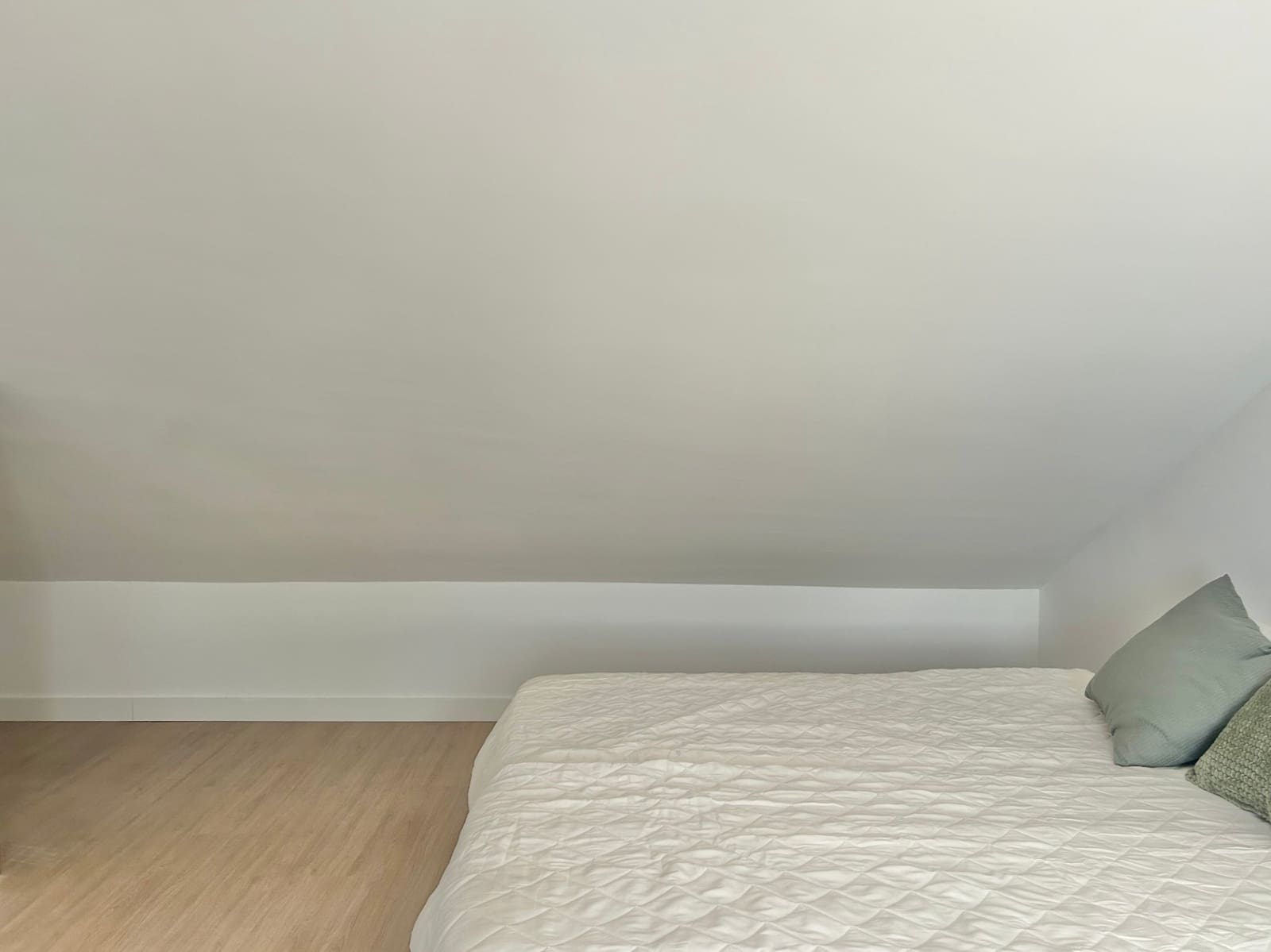 2 soverom Penthouse til salgs i Malaga by med garasje - € 330 000 (Ref: 9731183)