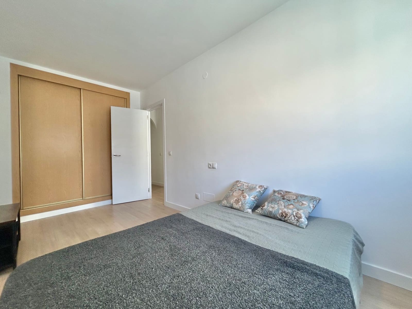 2 soverom Penthouse til salgs i Malaga by med garasje - € 330 000 (Ref: 9731183)