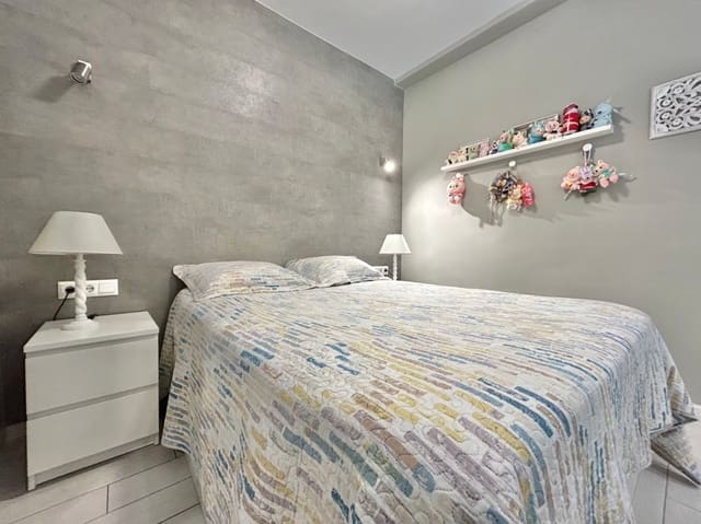 1 bedroom Apartment for sale in Centro Historico, Málaga city - € 263,000 (Ref: 9733818)