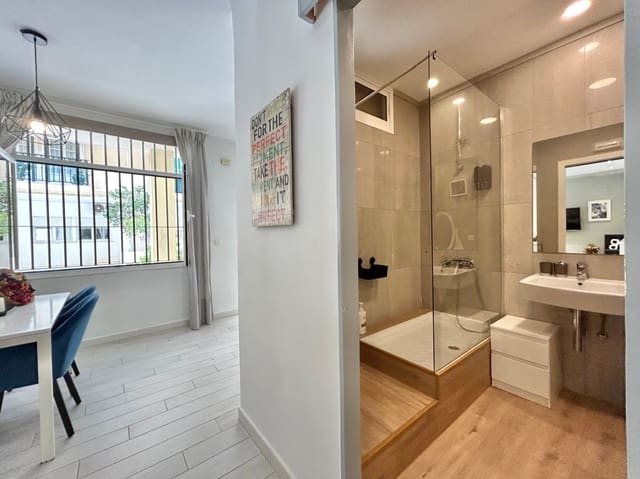 1 bedroom Apartment for sale in Centro Historico, Málaga city - € 263,000 (Ref: 9733818)