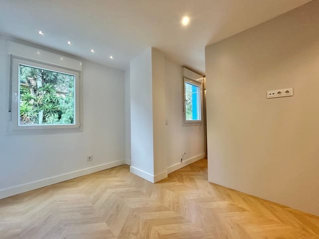 2 soverom Leilighet til salgs i La Malagueta, Málaga by - € 930 000 (Ref: 9761458)