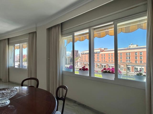 3 chambre Appartement à vendre à Centro Historico, Malaga ville avec garage - 575 000 € (Ref: 9761459)