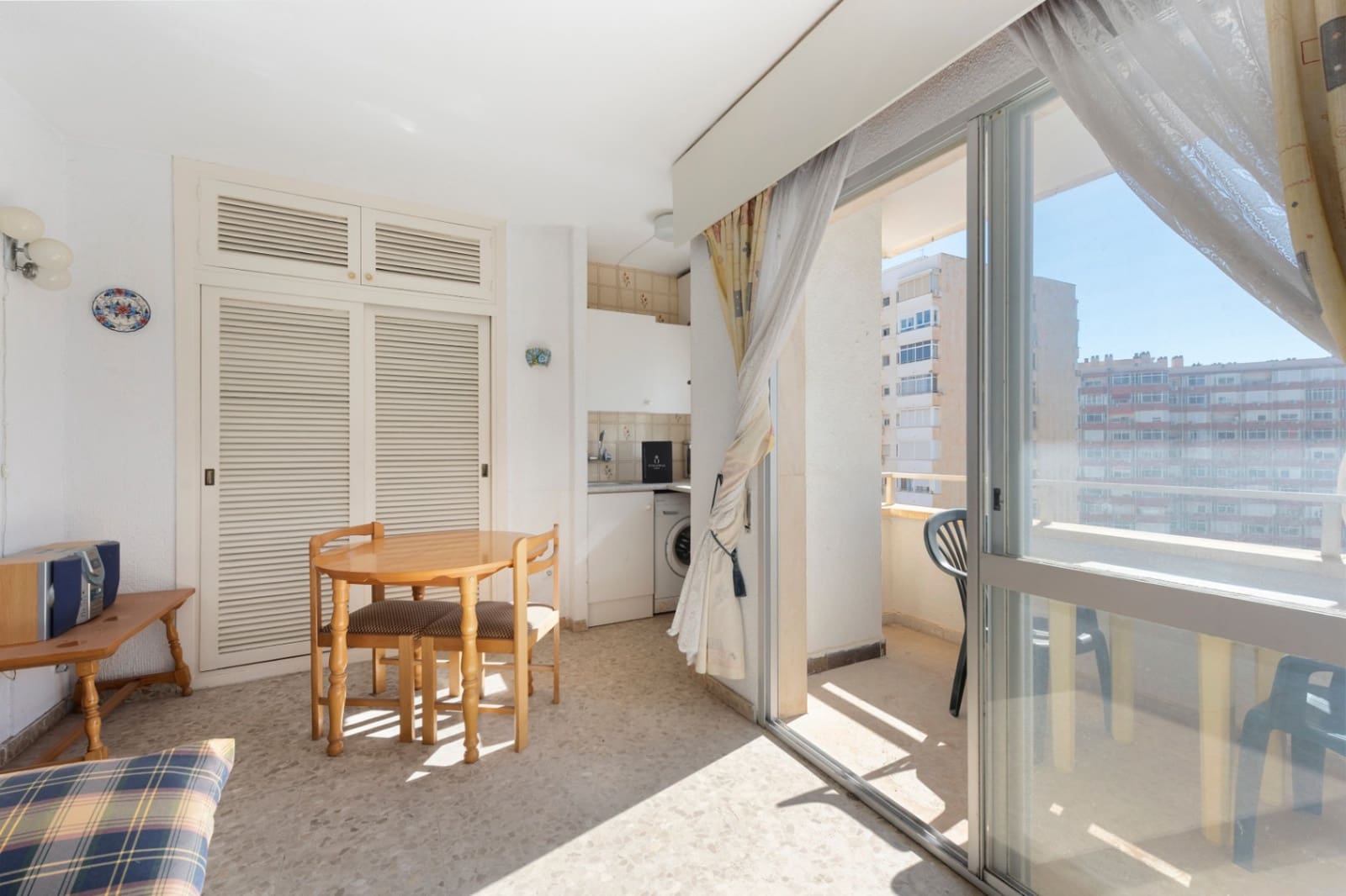 Studio till salu i Torremolinos - 125 000 € (Ref: 9779119)