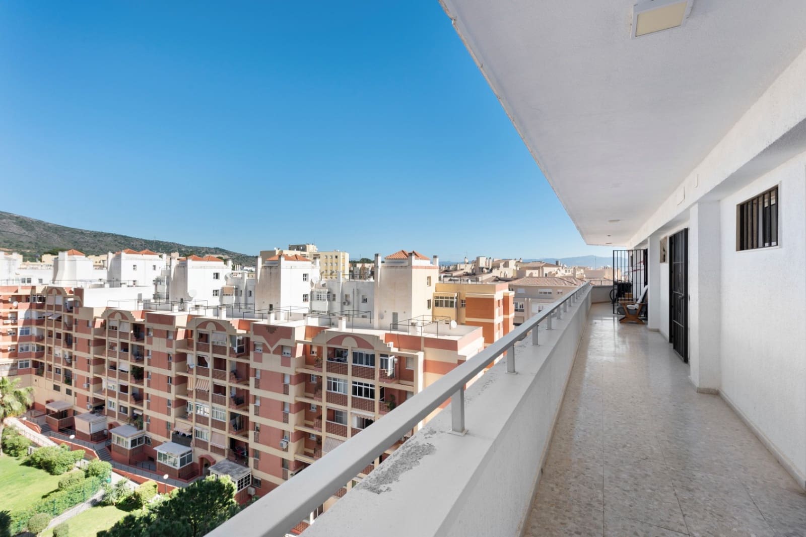 Studio till salu i Torremolinos - 125 000 € (Ref: 9779119)