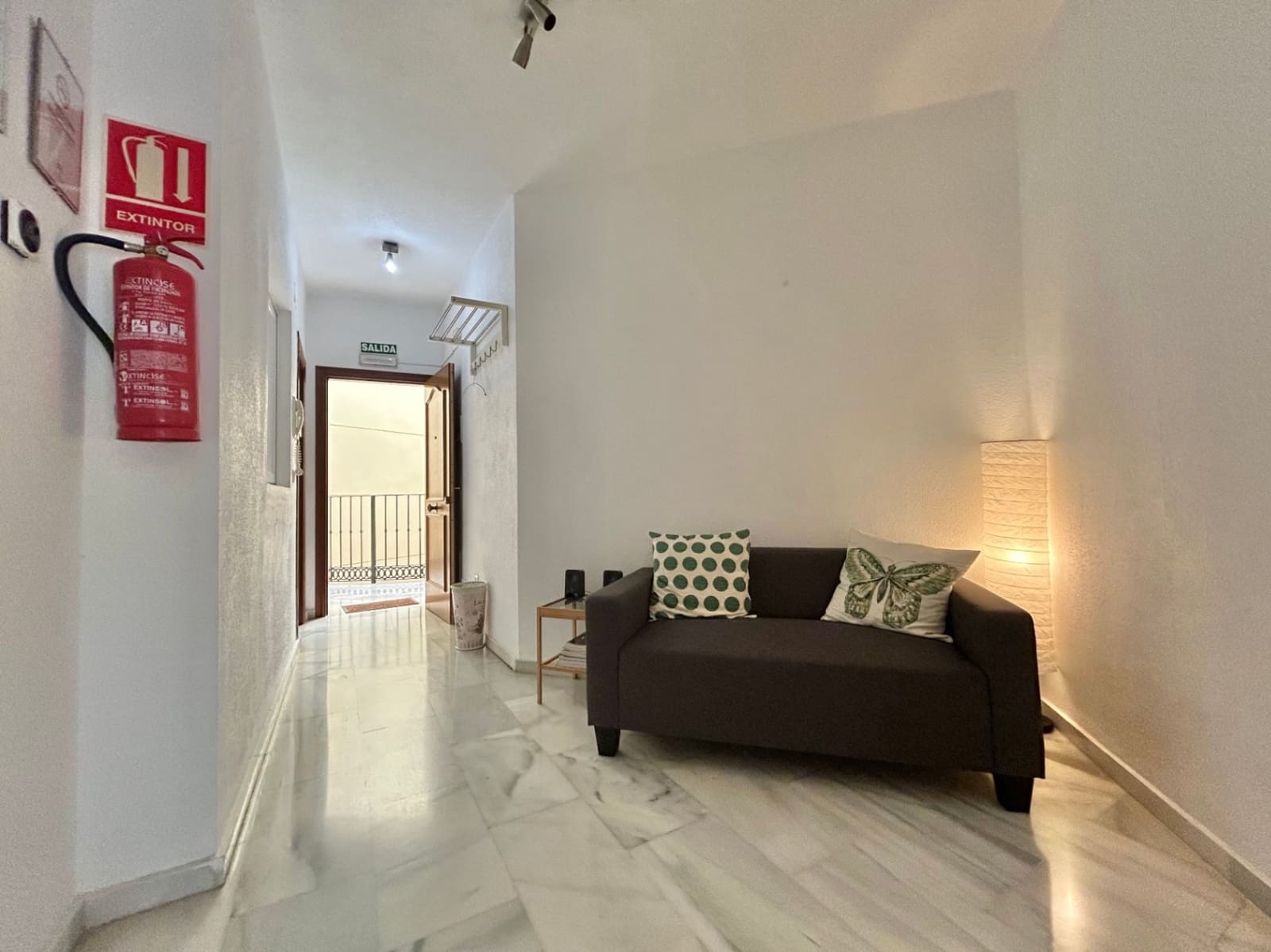 2 slaapkamer Appartement te koop in Malaga stad - € 372.000 (Ref: 9786973)