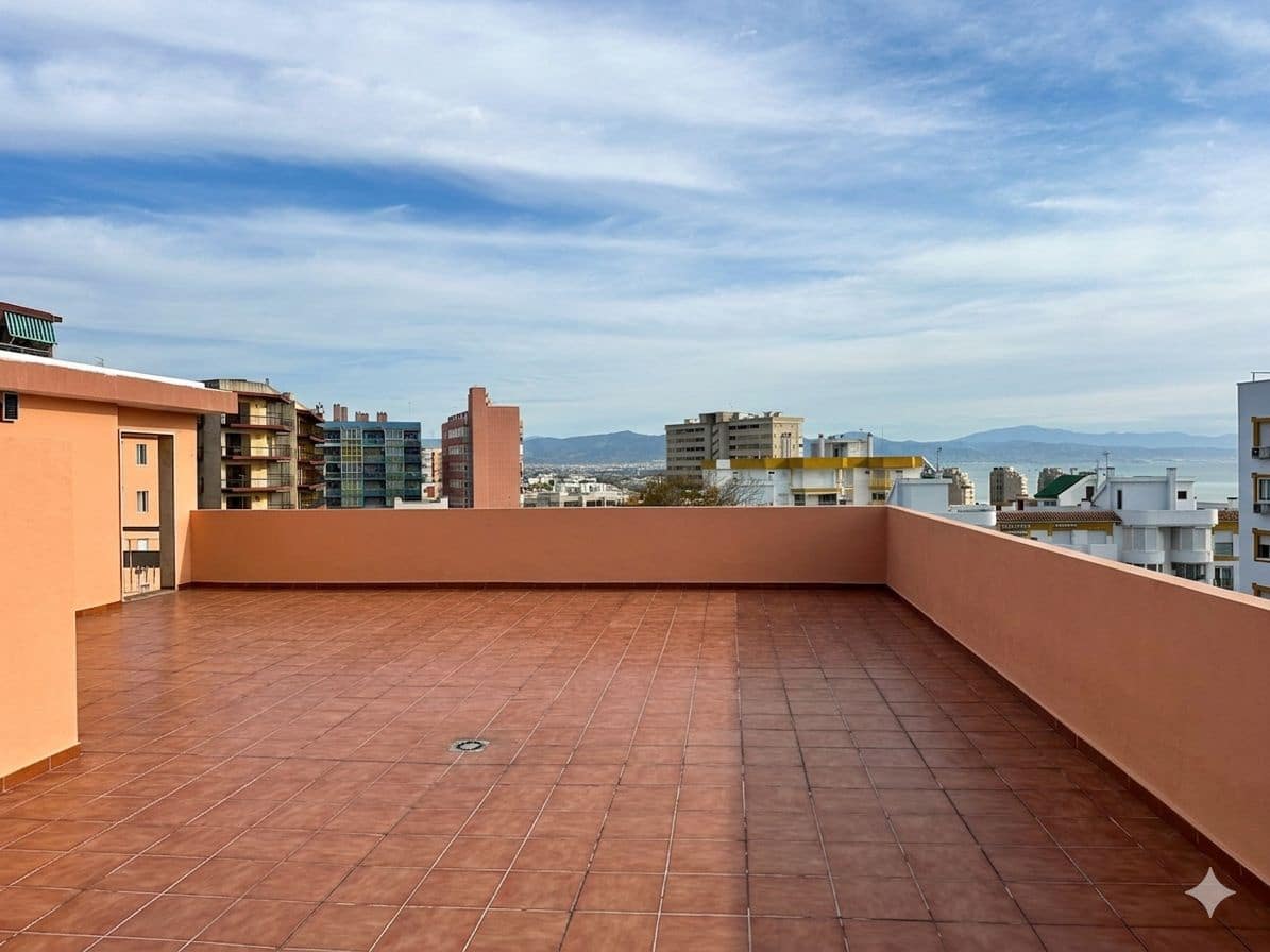 2 Zimmer Penthouse zu verkaufen in Torremolinos mit Pool - 395.000 € (Ref: 9814087)