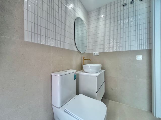 1 bedroom Apartment for sale in La Trinidad, Málaga city - € 245,000 (Ref: 9824101)