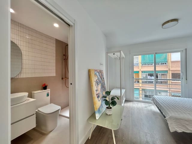 Studio na sprzedaż w Marmoles, Miasto Málaga - 240 000 € (Ref: 9824105)