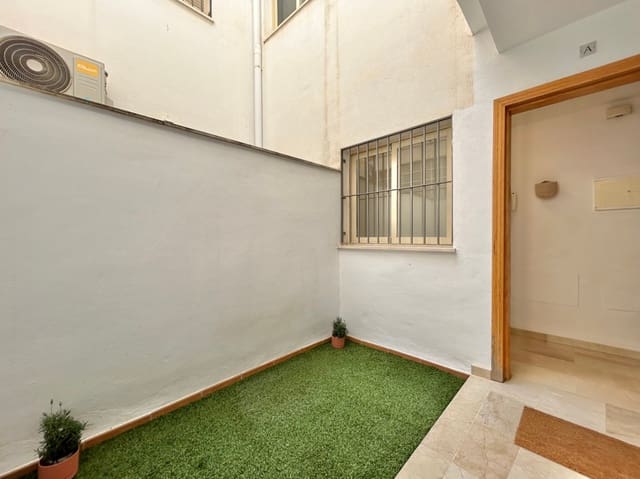 1 soverom Leilighet til salgs i Centro Historico, Málaga by - € 297 000 (Ref: 9834719)