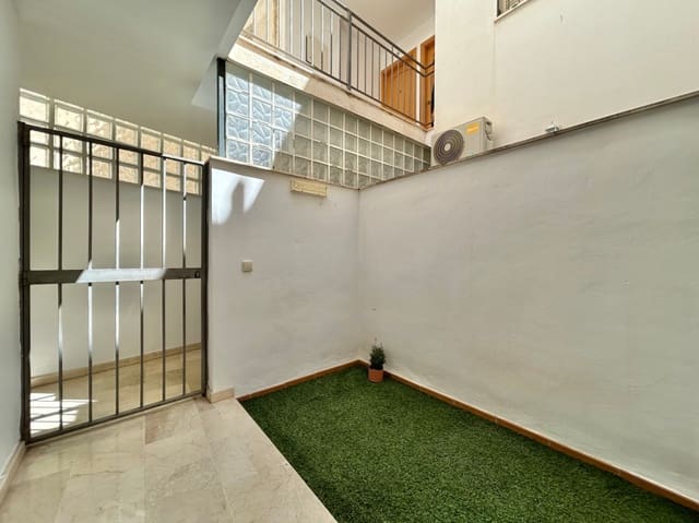 1 soverom Leilighet til salgs i Centro Historico, Málaga by - € 297 000 (Ref: 9834719)