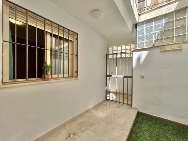 1 soverom Leilighet til salgs i Centro Historico, Málaga by - € 297 000 (Ref: 9834719)