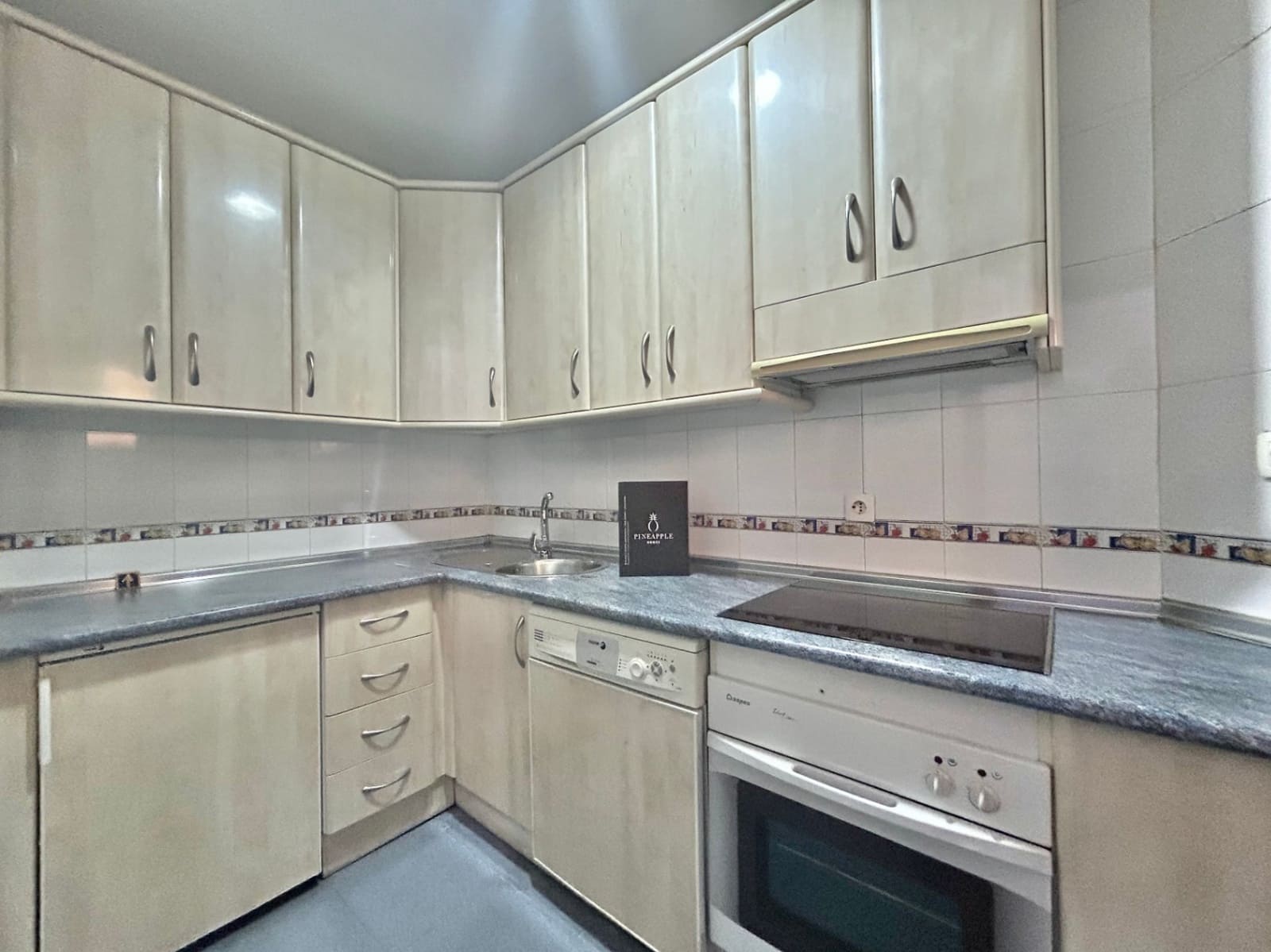 2 makuuhuone Huoneisto myytävänä paikassa Malaga kaupunki - 355 000 € (Ref: 9874139)