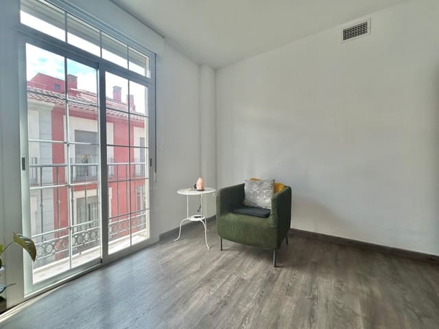 2 sypialnia Apartament na sprzedaż w Centro Historico, Miasto Málaga - 355 000 € (Ref: 9874139)