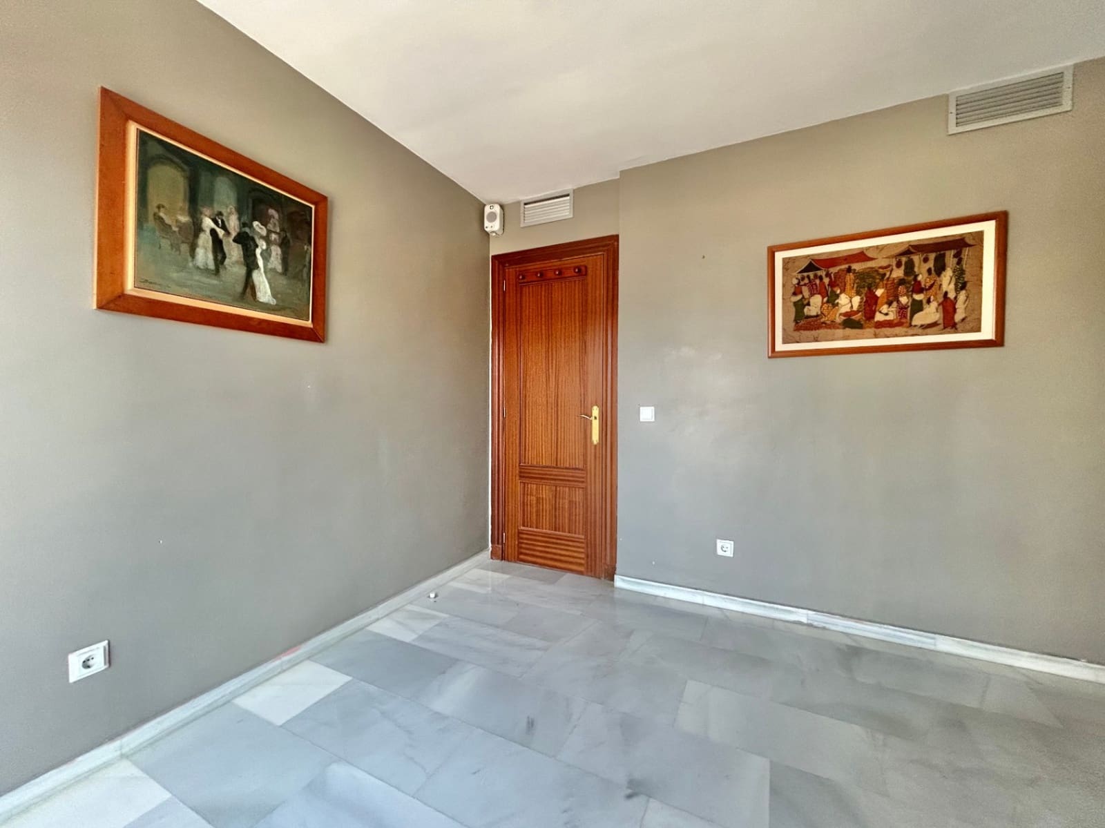 3 Zimmer Apartment zu verkaufen in Malaga Stadt - 360.000 € (Ref: 9879922)