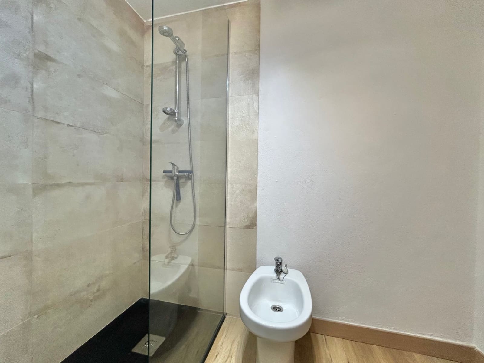 3 Zimmer Apartment zu verkaufen in Malaga Stadt - 360.000 € (Ref: 9879922)