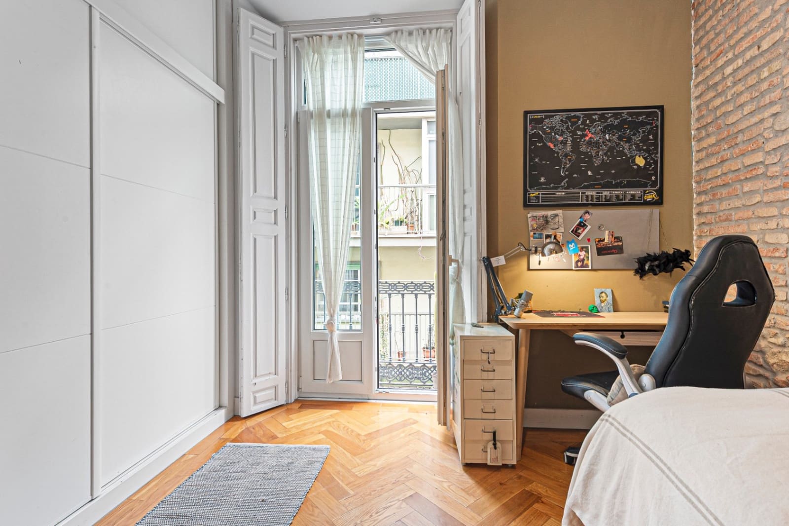 Apartamento de 4 habitaciones en Málaga ciudad en venta - 990.000 € (Ref: 9895459)