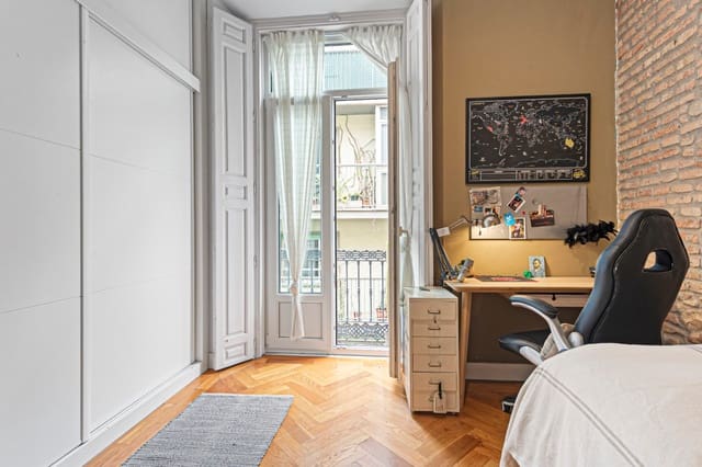 Apartamento de 4 habitaciones en Centro Historico, Málaga ciudad en venta - 990.000 € (Ref: 9895459)
