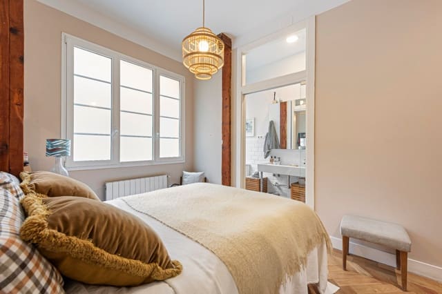 Apartamento de 4 habitaciones en Centro Historico, Málaga ciudad en venta - 990.000 € (Ref: 9895459)