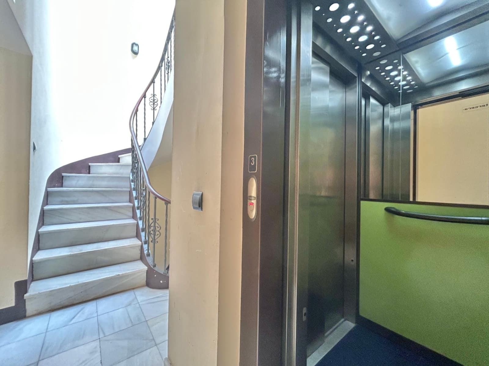 1 soverom Leilighet til salgs i Malaga by - € 425 000 (Ref: 9923032)