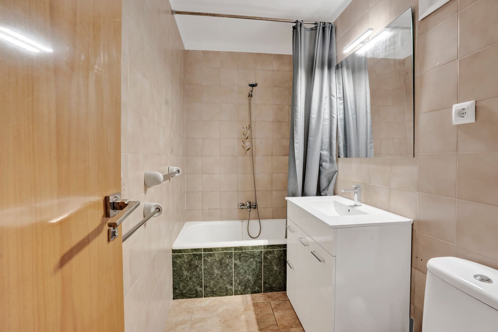 3 soveværelse Lejlighed til salg i Javea / Xabia med garage - € 285.000 (Ref: 10054515)
