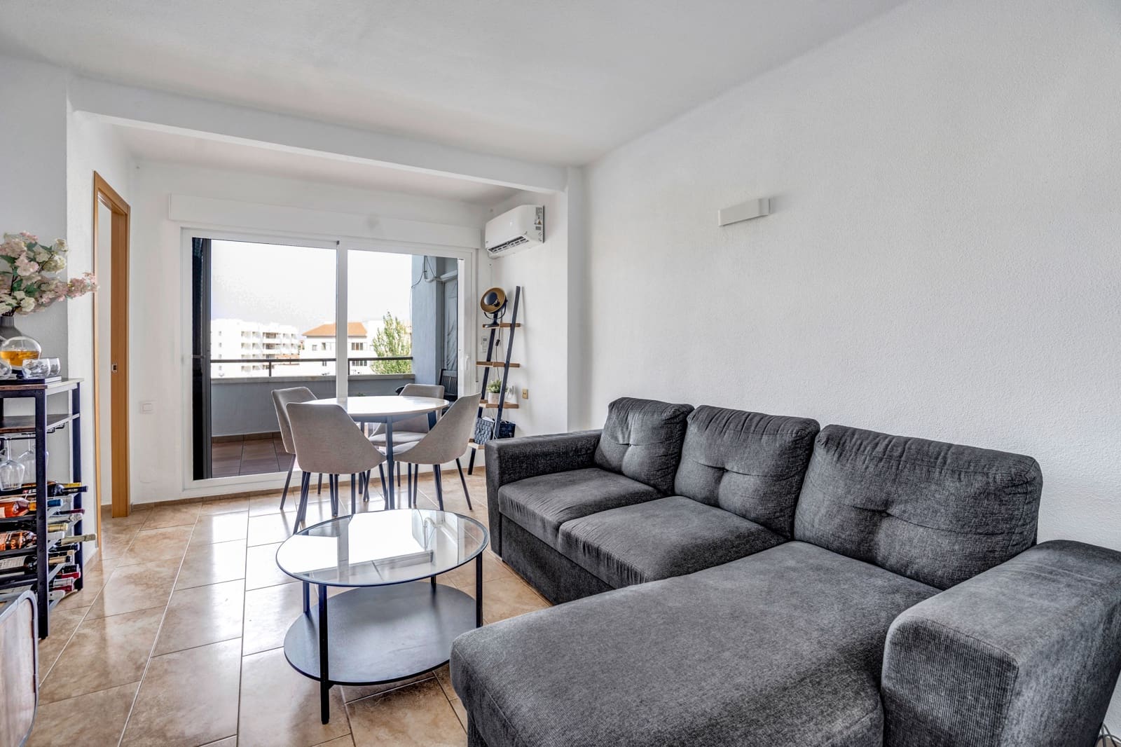 3 soveværelse Lejlighed til salg i Javea / Xabia med garage - € 285.000 (Ref: 10054515)
