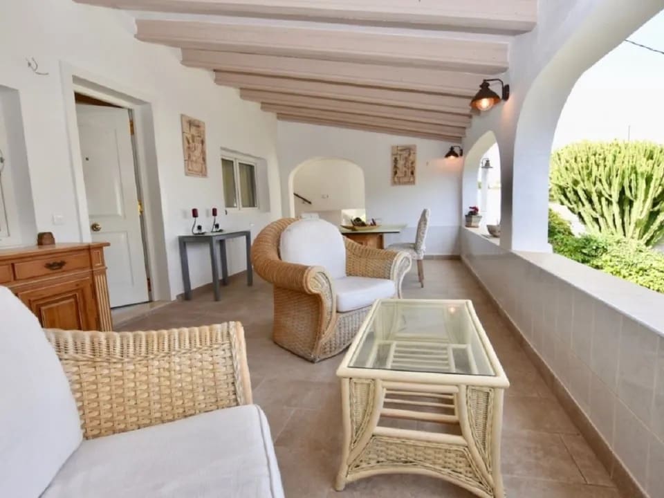 Chalet de 5 habitaciones en Javea / Xàbia en venta con piscina - 850.000 € (Ref: 7463836)