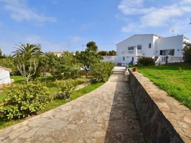 Chalet de 5 habitaciones en Cap Martí - El Tossalet - Pinomar, Javea / Xàbia en venta con piscina - 850.000 € (Ref: 7463836)