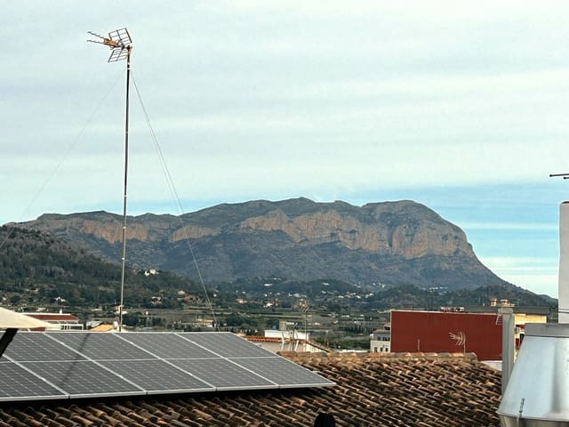 Byhus til salg i Pedreguer - € 390.000 (Ref: 8836252)