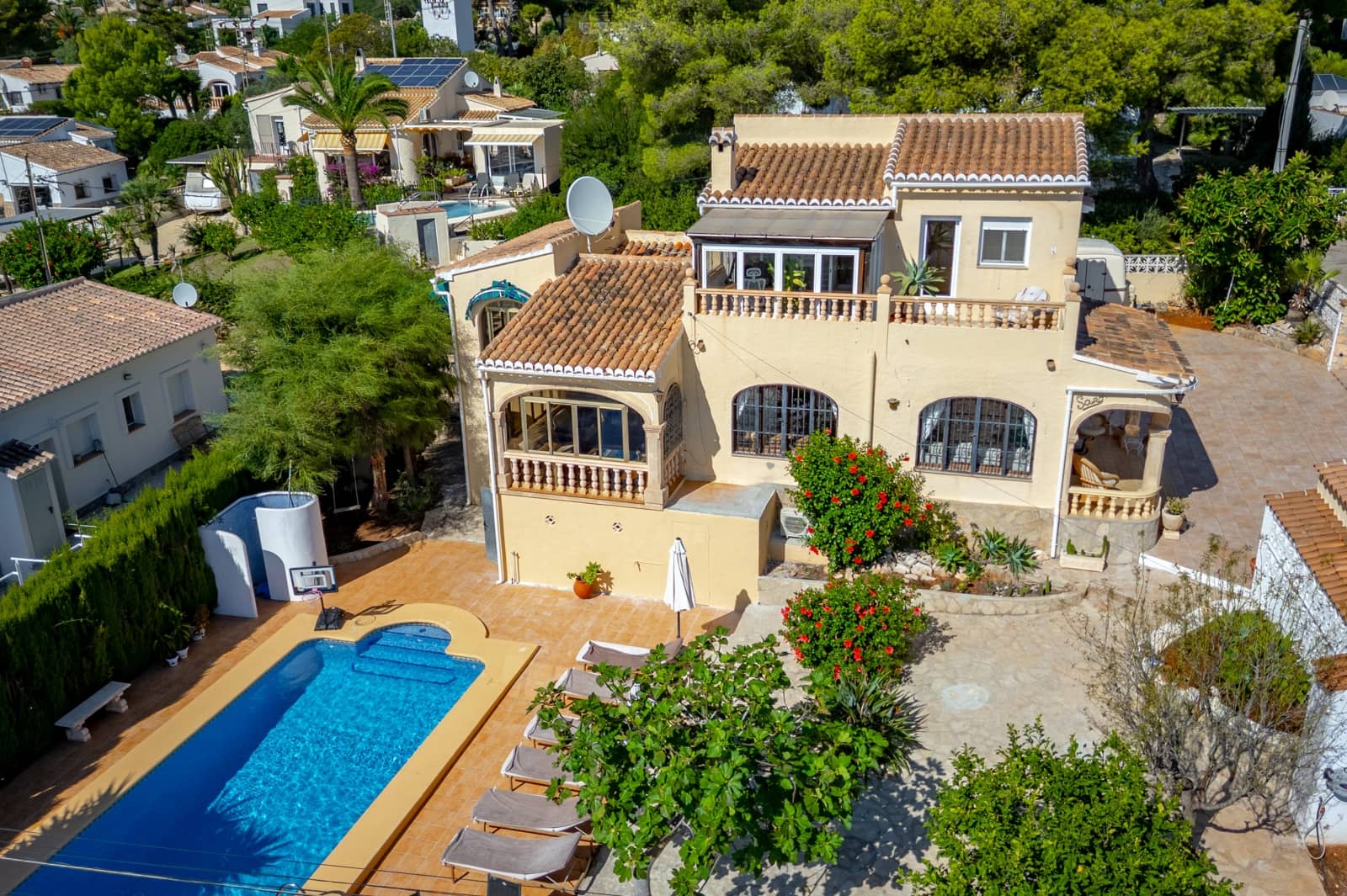 5 bedroom Villa for sale in Javea / Xabia with pool garage - € 585,000 (Ref: 9314246)