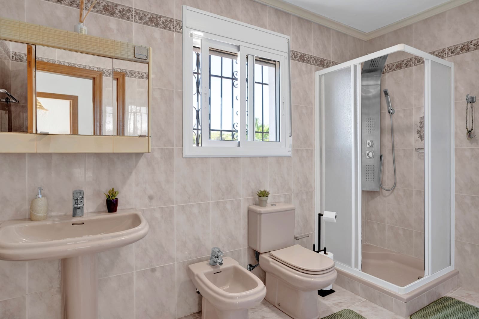 5 bedroom Villa for sale in Javea / Xabia with pool garage - € 585,000 (Ref: 9314246)