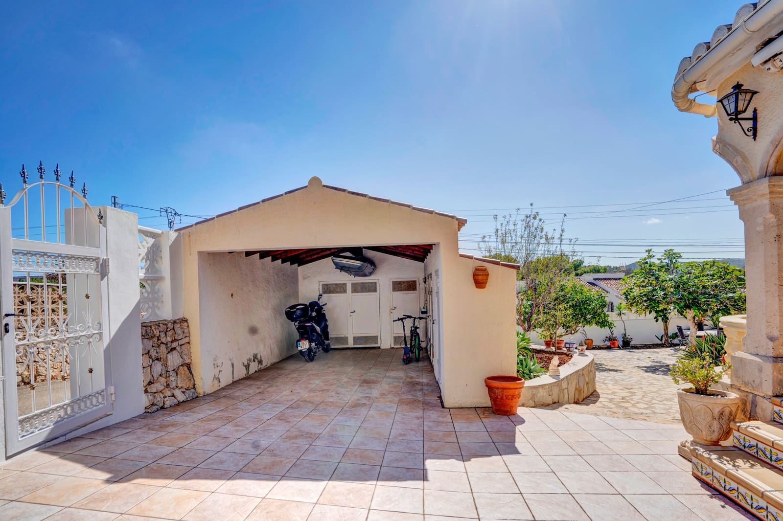 5 bedroom Villa for sale in Javea / Xabia with pool garage - € 585,000 (Ref: 9314246)