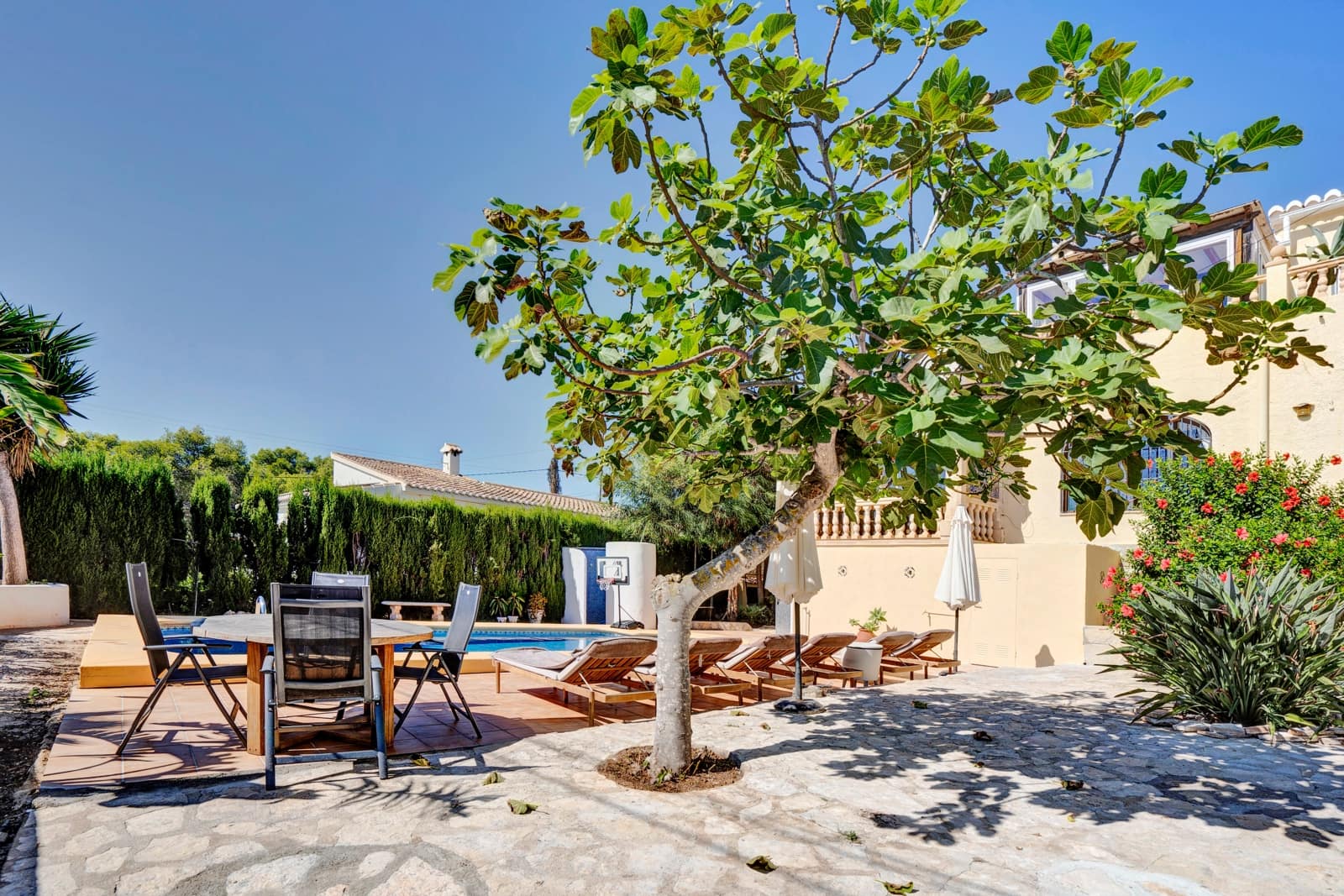 5 bedroom Villa for sale in Javea / Xabia with pool garage - € 585,000 (Ref: 9314246)