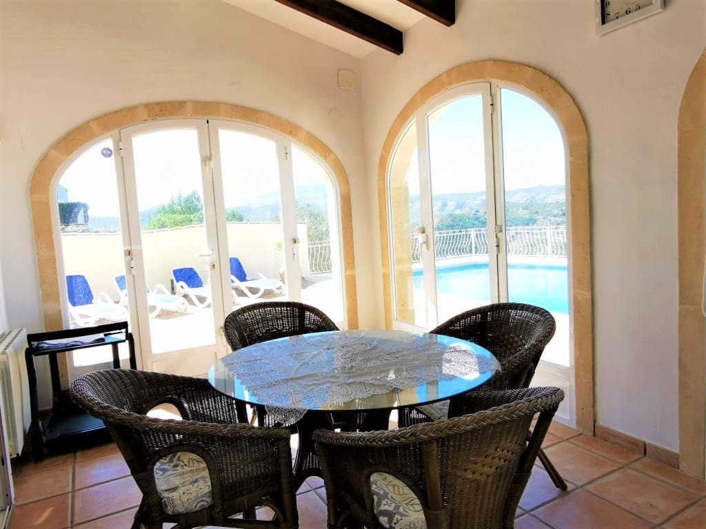 3 bedroom Villa for rent in Javea / Xabia with pool garage - € 3,000 (Ref: 9402814)
