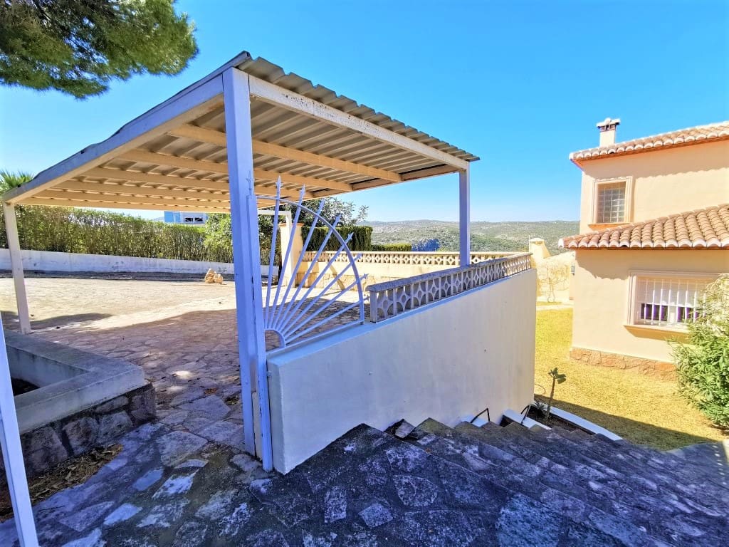 3 bedroom Villa for rent in Javea / Xabia with pool garage - € 3,000 (Ref: 9402814)