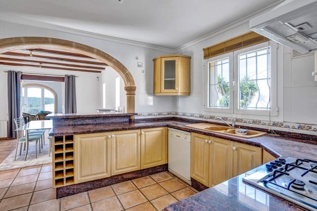 3 soverom Villa til salgs i Cap Martí - El Tossalet - Pinomar, Javea / Xàbia med svømmebasseng garasje - € 1 000 000 (Ref: 9402814)