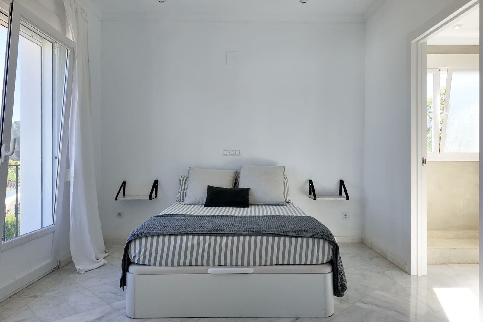 5 bedroom Villa for sale in Javea / Xabia with pool garage - € 975,000 (Ref: 9402821)