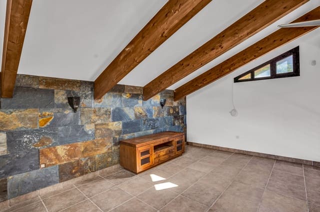 3 soveværelse Villa til salg i Cap Martí - El Tossalet - Pinomar, Javea / Xàbia med swimmingpool garage - € 695.000 (Ref: 9402872)