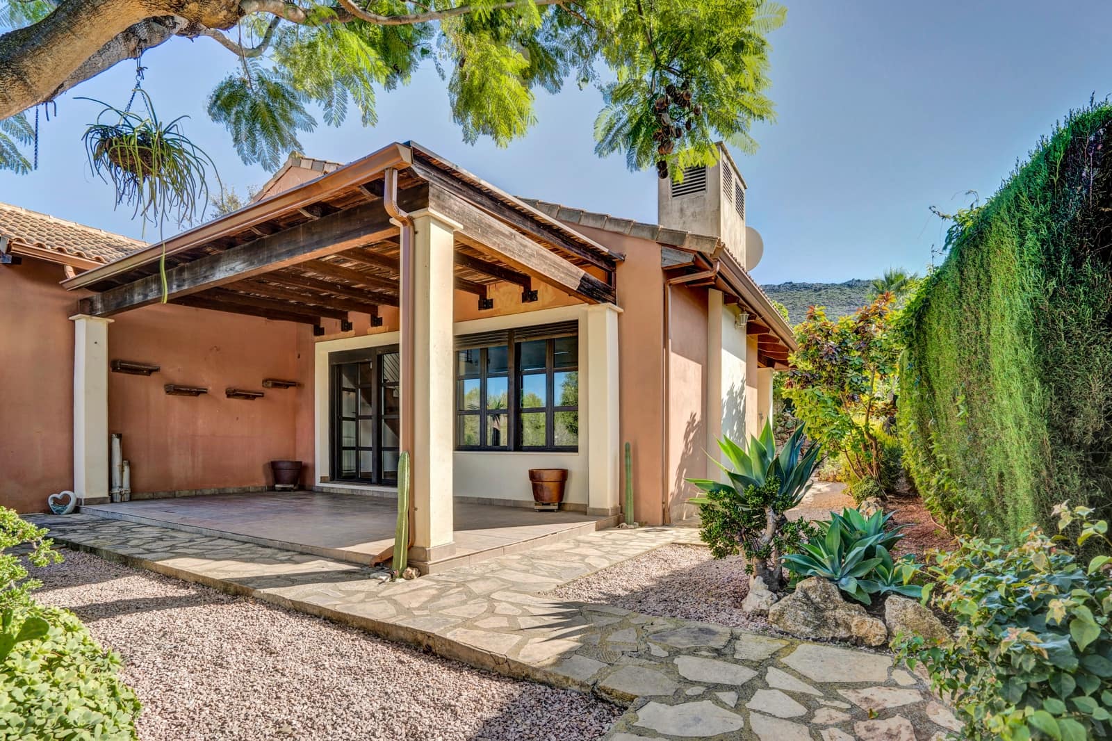 3 bedroom Villa for sale in Javea / Xabia with pool garage - € 695,000 (Ref: 9402872)