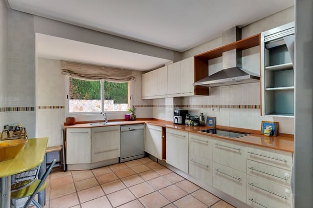 3 chambre Villa/Maison à vendre à Cap Martí - El Tossalet - Pinomar, Javea / Xàbia avec piscine garage - 599 000 € (Ref: 9637298)