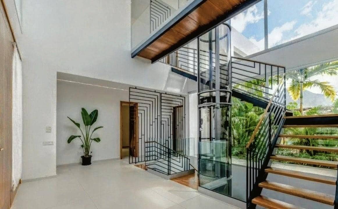 5 makuuhuone Huvila myytävänä paikassa La Caleta Adeje mukana uima-altaan 
autotalli - 6 350 000 € (Ref: 10041246)