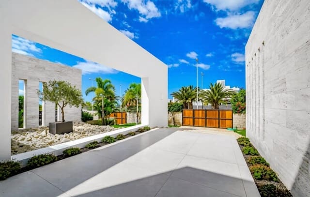 5 chambre Villa/Maison à vendre à La Caleta Adeje, Adeje avec piscine garage - 6 350 000 € (Ref: 10041246)