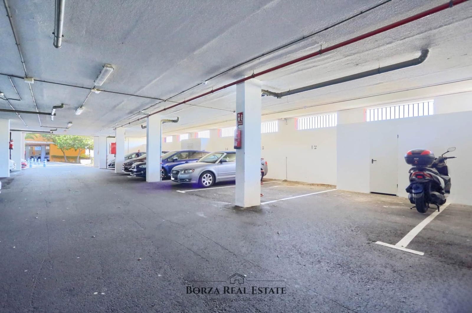 2 makuuhuone Huoneisto myytävänä paikassa Costa Adeje mukana uima-altaan 
autotalli - 469 000 € (Ref: 10044920)