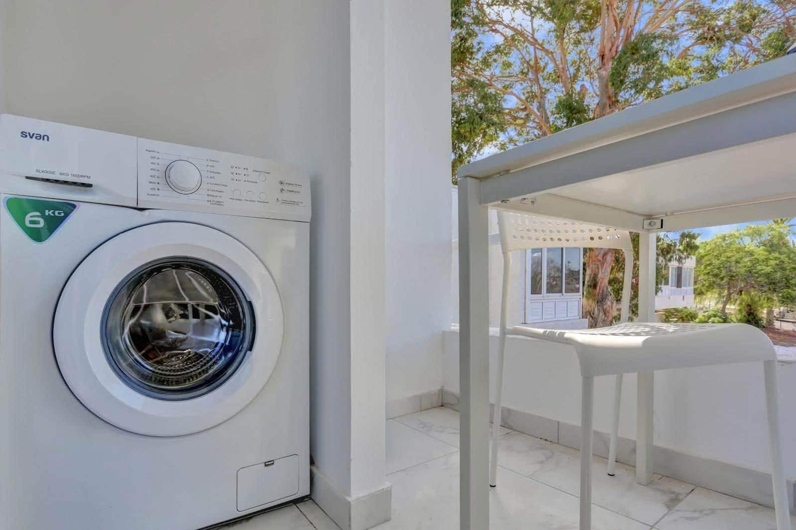 Studio for sale in Arona with pool - € 169,000 (Ref: 10131761)