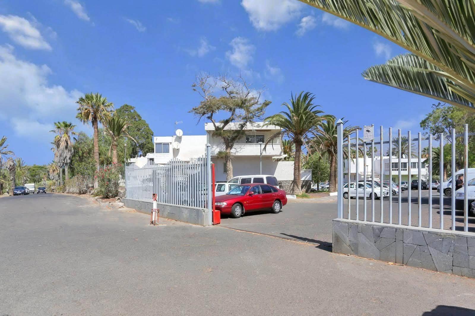 Studio for sale in Arona with pool - € 169,000 (Ref: 10131761)