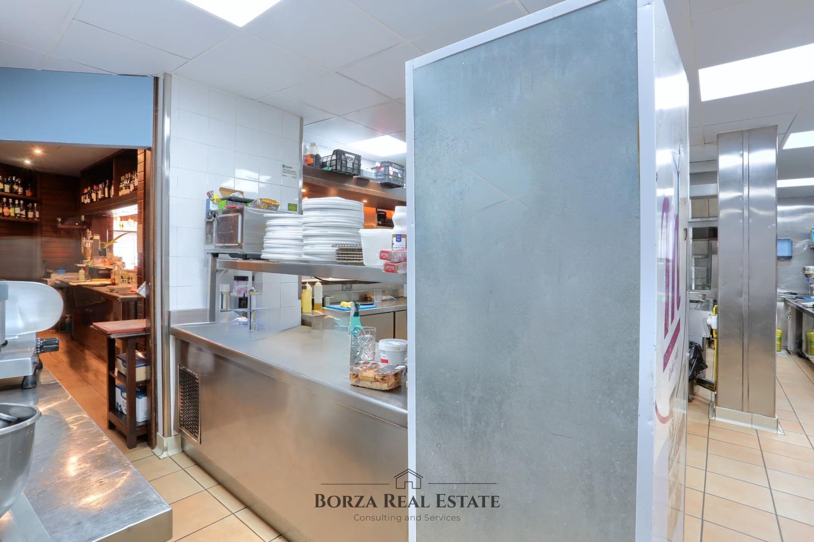 Kommersiell att hyra i Playa San Juan - 8 800 € (Ref: 10142477)