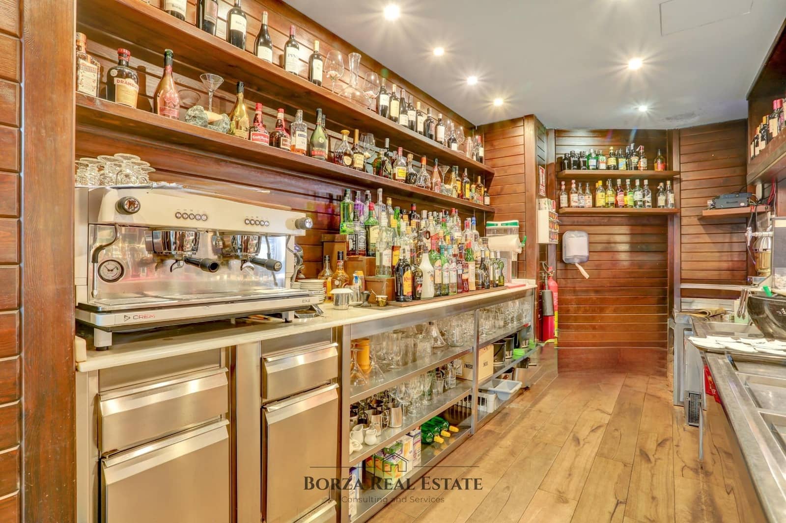 Kommersiell att hyra i Playa San Juan - 8 800 € (Ref: 10142477)