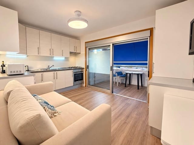 2 makuuhuone Huoneisto vuokrattavana paikassa Playa San Juan, Guía de Isora - 1 500 € (Ref: 10177313)