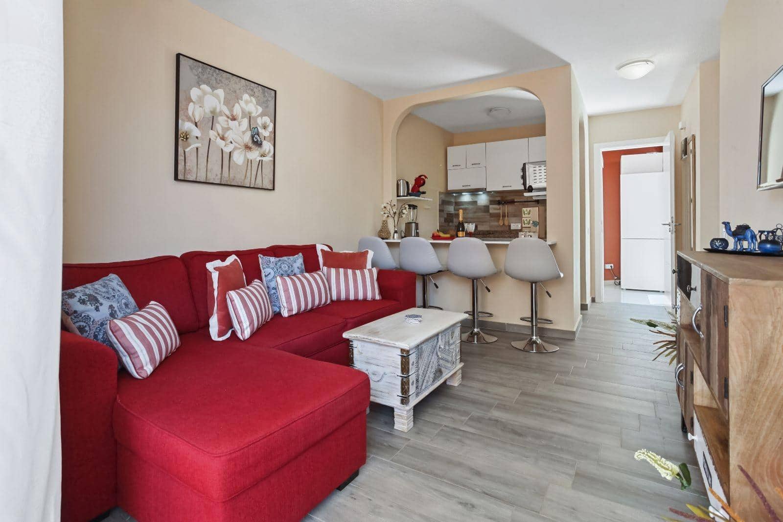 1 sovrum Lägenhet till salu i San Eugenio med pool - 219 000 € (Ref: 7604161)